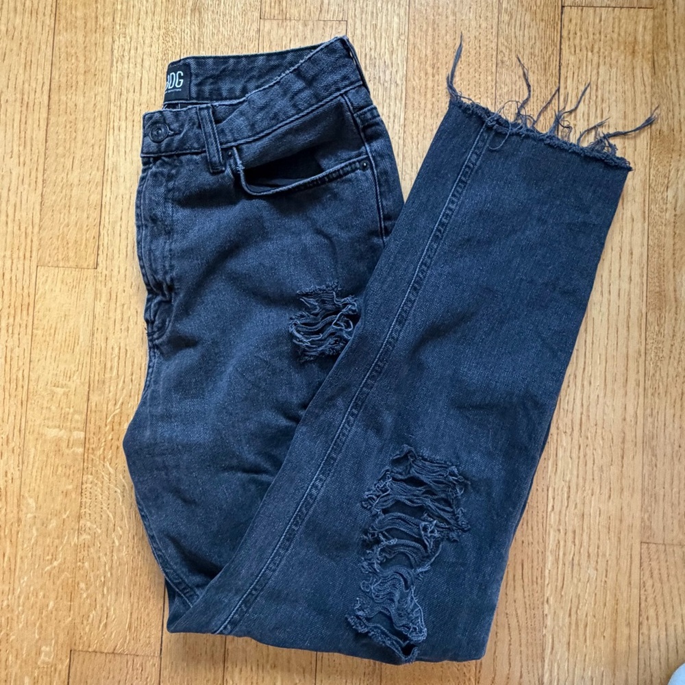 BDG Urban Outfitters Charcoal Black Distressed Mom Jeans Size W28
